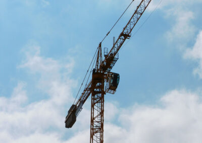 A Potain MD175B tower crane in action.
